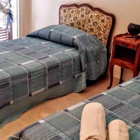 Casa Cassini, Negi Fumei Bordighera Esterno foto