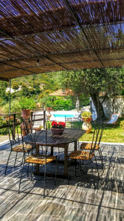 Casa Cassini, Negi Fumei Bordighera Esterno foto